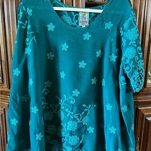 Johnny Was Embroidered eyelet Neneti top. Great condition.
